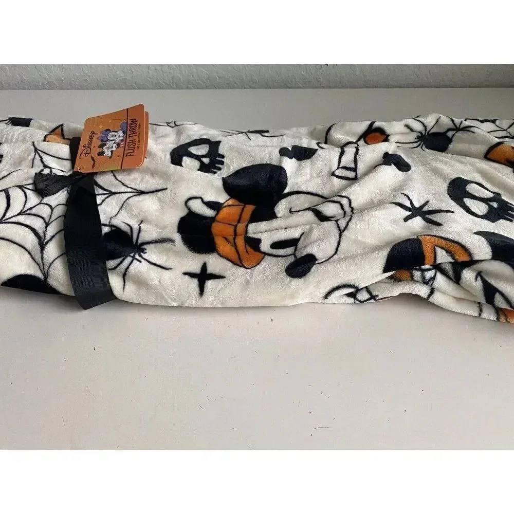 Disney Halloween Mickey Minnie Mouse Pumpkin Throw Blanket 50